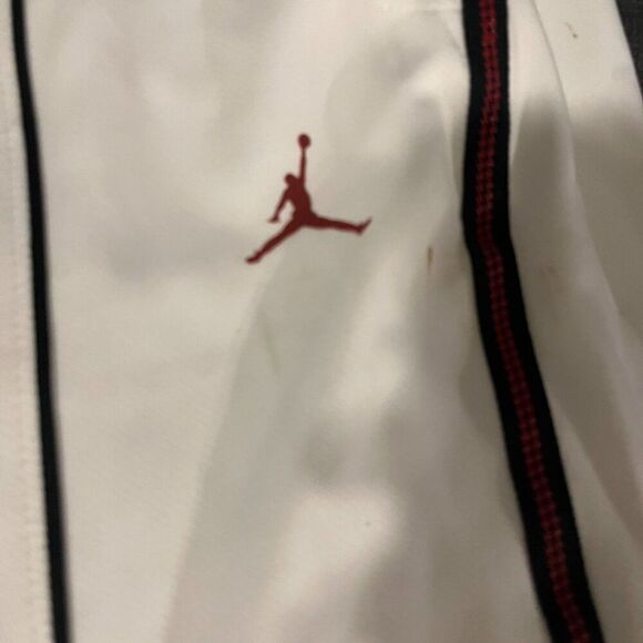 Retro Jordan Pants From 2006 Joggers White NWT Nike Fit Dry Red Jordan - Picture 8 of 14